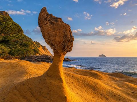 Yehliu Geopark