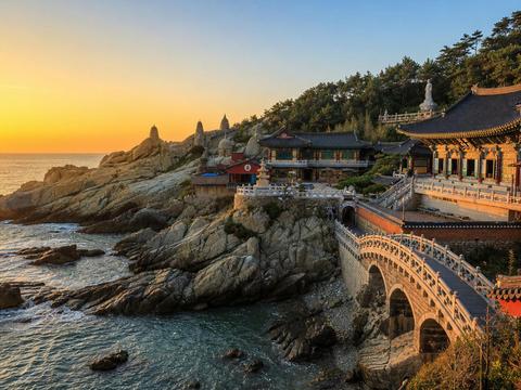 Haedong Yonggungsa Temple
