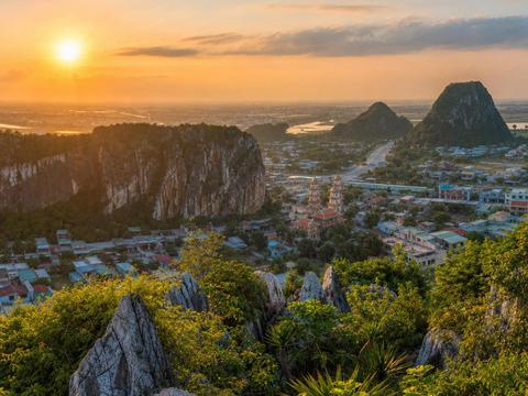 Marble Mountains