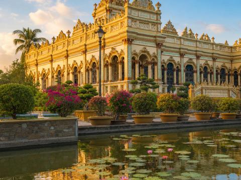 Vinh Trang Pagoda