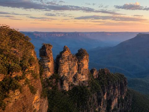 Three Sisters (Blue Mountains)
