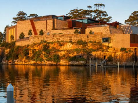 MONA (Museum of Old and New Art)