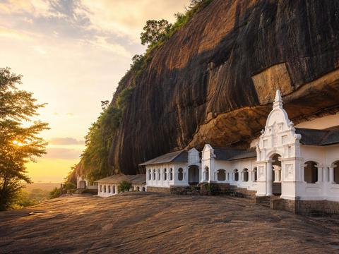 Dambulla Cave Temple