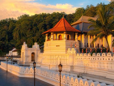 Temple of the Sacred Tooth Relic