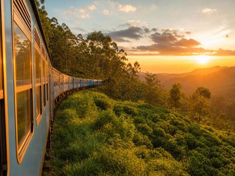 Kandy to Ella Scenic Train