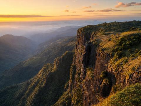 Horton Plains & World's End