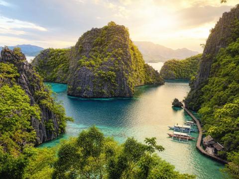 Twin Lagoon
