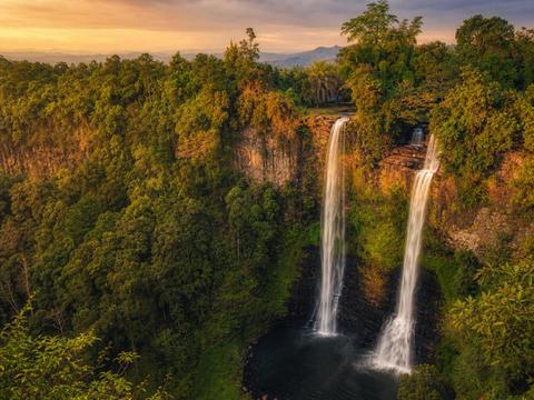 Tad Yuang Waterfall