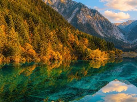 Jiuzhaigou Valley