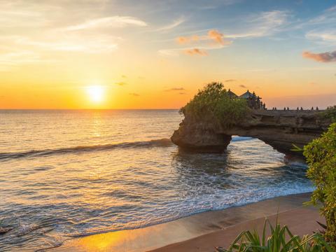 Batu Bolong Beach (Canggu)
