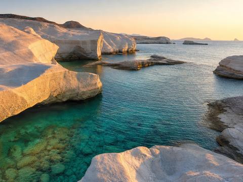 Sarakiniko Beach, Milos