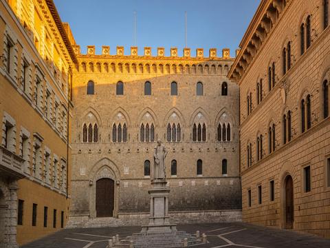 Palazzo Salimbeni (Monte dei Paschi)