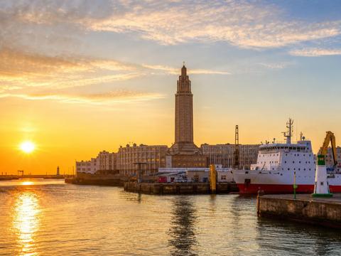 Impression Sunrise viewpoint (Le Havre port)