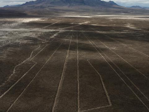 Sajama Lines