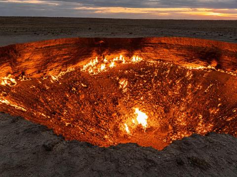 Darvaza Gas Crater (Door to Hell)