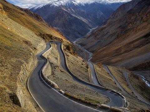 Gata Loops (Leh Manali Highway)