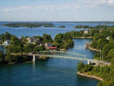 Zavikon Islands Bridge