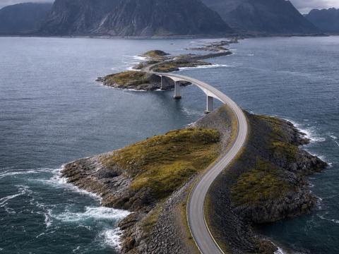 Atlantic Ocean Road (Storseisundet Bridge)